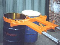 Forktruck Drum Lifter, two drums, 1000kg capacity